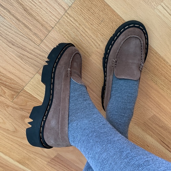 NIB Aquatalia Hayley Platform Loafer Water Resistant Suede - Picture 3 of 16